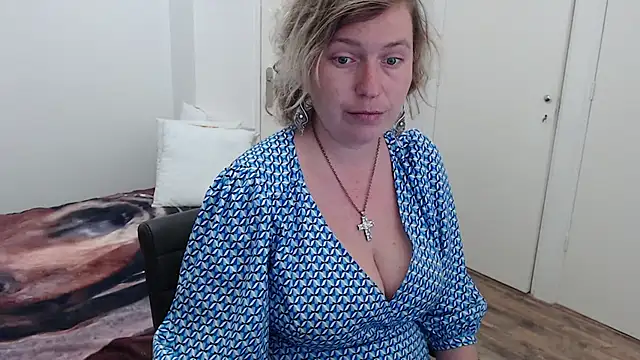 Snapshot of cumfun chatting on 17, 2, 2026 cumfun online show from 17, 2, 2026