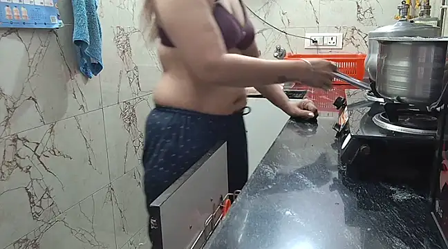 bhabhisexxy 880 online show from 11, 3, 2025