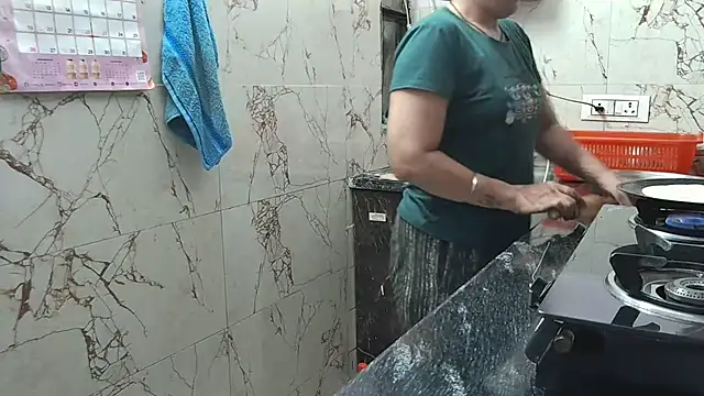 bhabhisexxy 880 online show from 12, 10, 2025