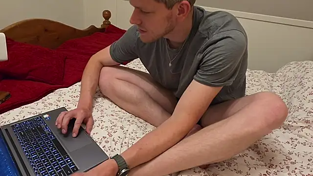 Snapshot of Love_Bert chatting on 3, 6, 2026 Love Bert online show from 3, 6, 2026