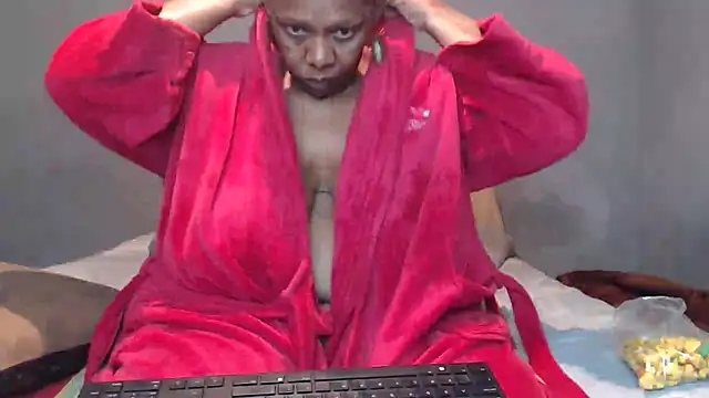 bustykelly online show from 25, 9, 2025