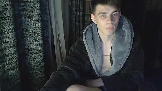 Snapshot of Student_Oliver chatting on 12, 10, 2025 Student Oliver online show from 12, 10, 2025