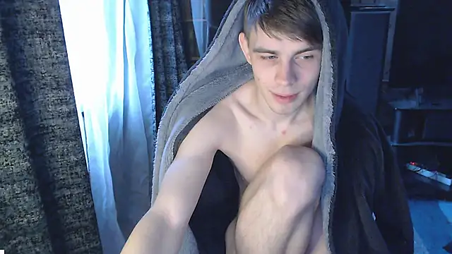 Snapshot of Student_Oliver chatting on 26, 11, 2025 Student Oliver online show from 26, 11, 2025