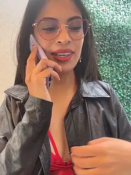 Snapshot of Astrid-- chatting on 24, 4, 2026 Astrid-- online show from 24, 4, 2026