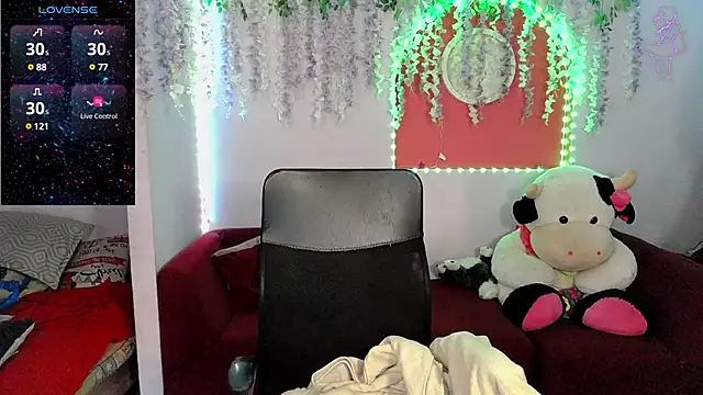 Snapshot of ValentinaMiller_ chatting on 22, 1, 2025 ValentinaMiller online show from 22, 1, 2025