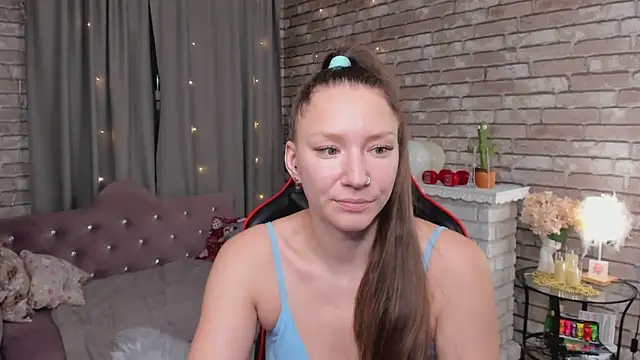 Snapshot of SarahCoksss chatting on 1, 2, 2026 SarahCoksss online show from 1, 2, 2026