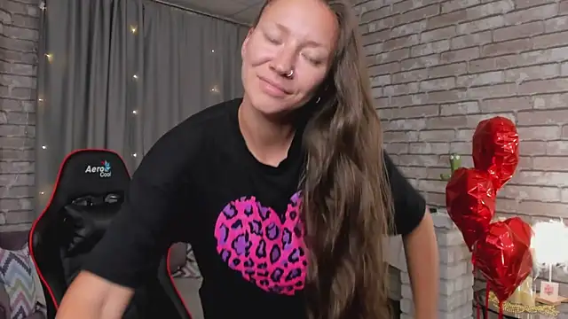 Snapshot of SarahCoksss chatting on 1, 3, 2026 SarahCoksss online show from 1, 3, 2026