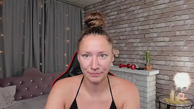 Snapshot of SarahCoksss chatting on 14, 5, 2026 SarahCoksss online show from 14, 5, 2026