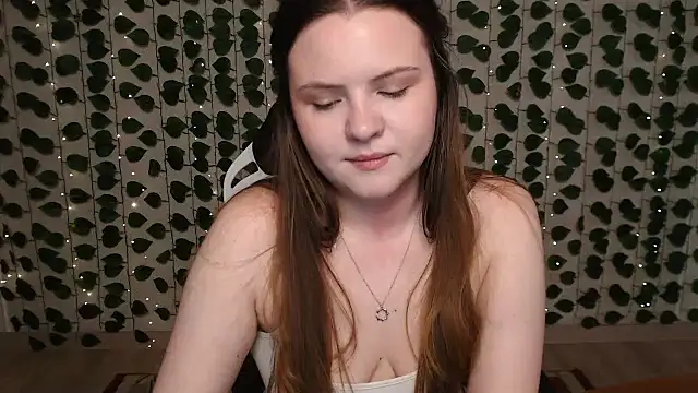 IxxiLiana online show from 22, 2, 2025