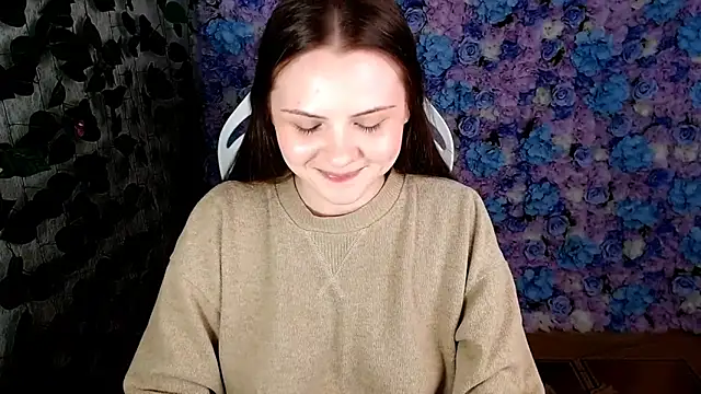 IxxiLiana online show from 21, 9, 2025