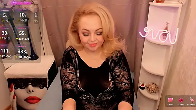 ShannaKingson online show from 10, 1, 2025