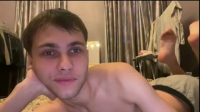 Snapshot of fcherthth chatting on 9, 6, 2026 fcherthth online show from 9, 6, 2026