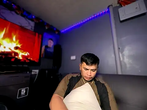 Brixwilson online show from 8, 11, 2025