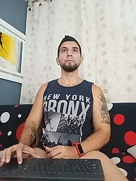 Snapshot of JULESLAKES chatting on 12, 11, 2025 JULESLAKES online show from 12, 11, 2025