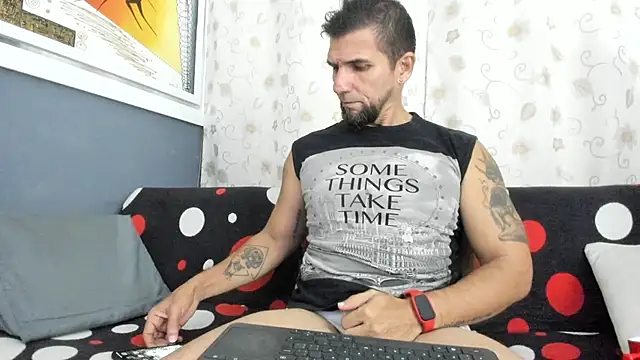 Snapshot of JULESLAKES chatting on 18, 11, 2025 JULESLAKES online show from 18, 11, 2025