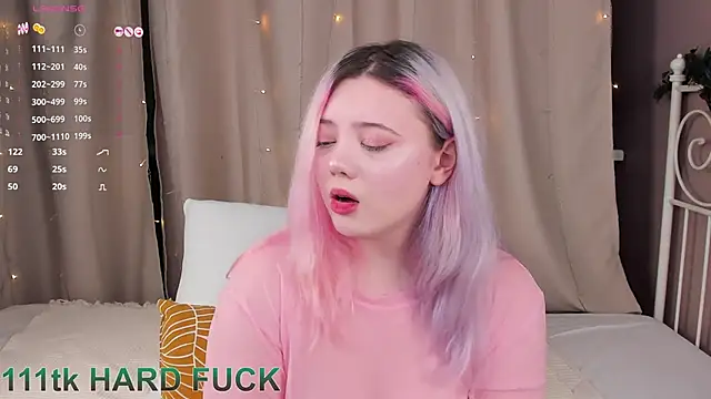   KawaiiYuki   online show from 3, 1, 2025