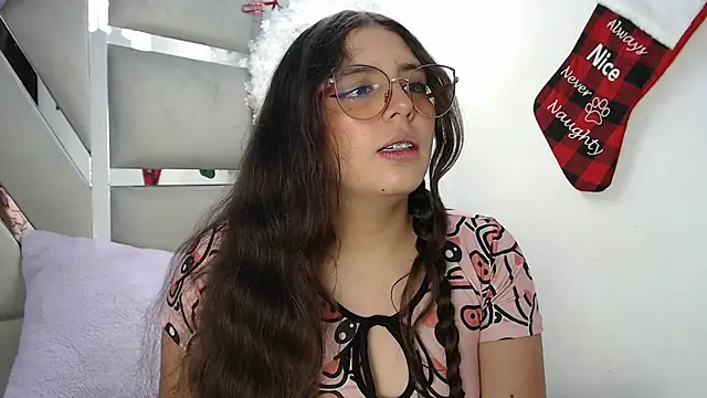 Paola Lyon  online show from 11, 1, 2025