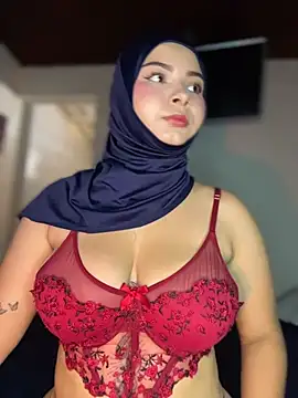 Snapshot of aneesa_darzi chatting on 23, 6, 2026 aneesa darzi online show from 23, 6, 2026