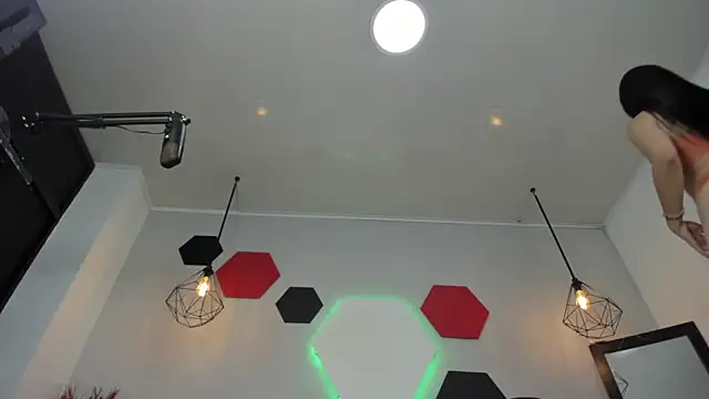 Snapshot of martinaclark chatting on 15, 11, 2025 martinaclark online show from 15, 11, 2025