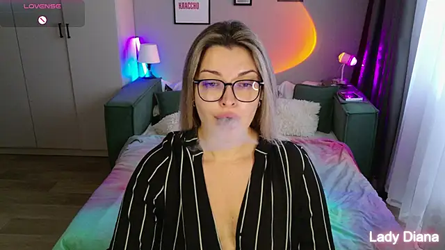 LancasterLady online show from 9, 10, 2025