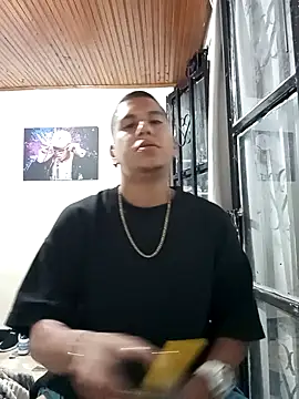 Snapshot of Peterking11 chatting on 4, 11, 2025 Peterking11 online show from 4, 11, 2025