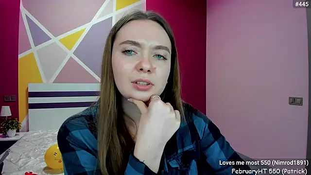 LizaGost online show from 1, 2, 2025