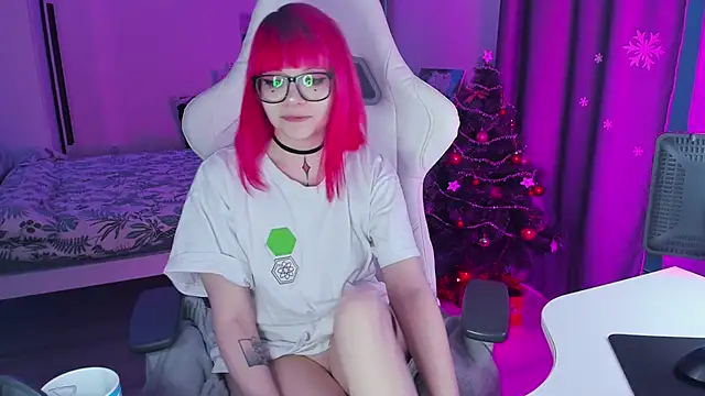 Snapshot of Yumi_Youkai chatting on 16, 12, 2024 Yumi Youkai online show from 16, 12, 2024