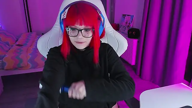 Snapshot of Yumi_Youkai chatting on 1, 2, 2025 Yumi Youkai online show from 1, 2, 2025