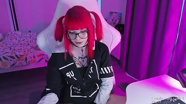 Snapshot of Yumi_Youkai chatting on 1, 3, 2025 Yumi Youkai online show from 1, 3, 2025