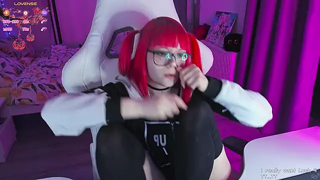 Snapshot of Yumi_Youkai chatting on 1, 3, 2025 Yumi Youkai online show from 1, 3, 2025