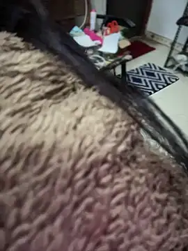 PARI Hun online show from 5, 1, 2025