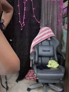 PARI Hun online show from 2, 2, 2025