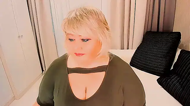 BIGTITSBBW online show from 15, 10, 2025