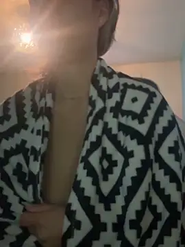 Snapshot of BabyNila chatting on 10, 10, 2025 BabyNila online show from 10, 10, 2025