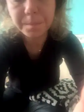 Snapshot of BabyNila chatting on 19, 12, 2025 BabyNila online show from 19, 12, 2025