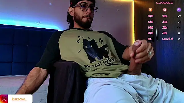 Snapshot of kuzzcoo chatting on 22, 3, 2026 kuzzcoo online show from 22, 3, 2026