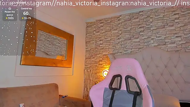 NahiaFox online show from 9, 1, 2025