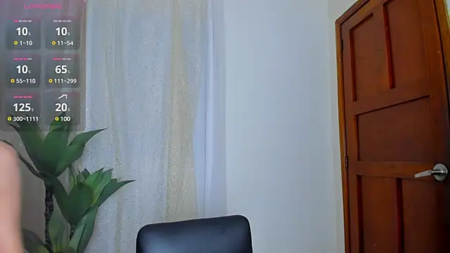 NahiaFox online show from 12, 3, 2025