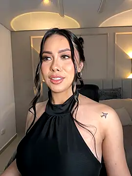 Snapshot of Miss_blue69 chatting on 20, 12, 2025 Miss blue69 online show from 20, 12, 2025