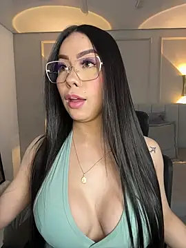 Snapshot of Miss_blue69 chatting on 13, 1, 2026 Miss blue69 online show from 13, 1, 2026