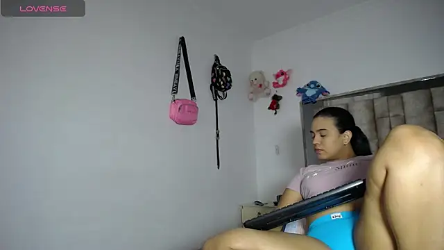 tiffany  pink online show from 16, 12, 2025