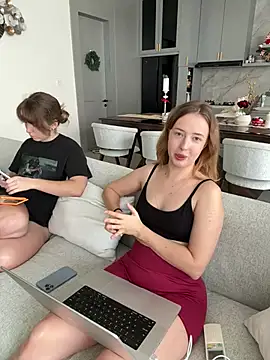 Nura n Sarah online show from 18, 1, 2026