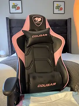 Neelo-Smith online show from 4, 2, 2025