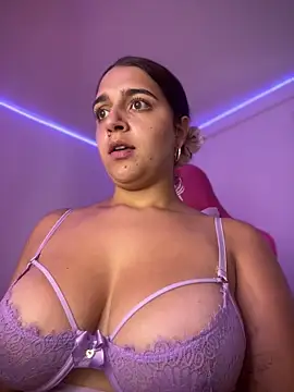 Alicia Ruiz online show from 30, 3, 2026