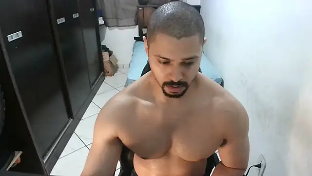 Snapshot of Brian_Aries chatting on 1, 7, 2026 Brian Aries online show from 1, 7, 2026