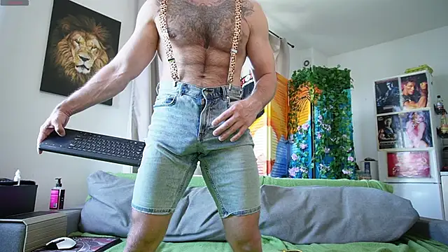 Snapshot of rusbigpaul chatting on 2, 5, 2026 rusbigpaul online show from 2, 5, 2026