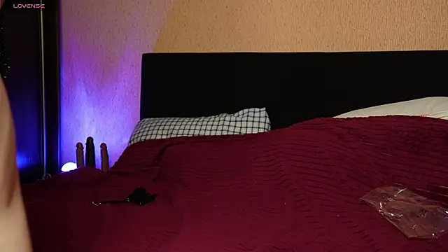 BlueCherryy online show from 8, 2, 2026