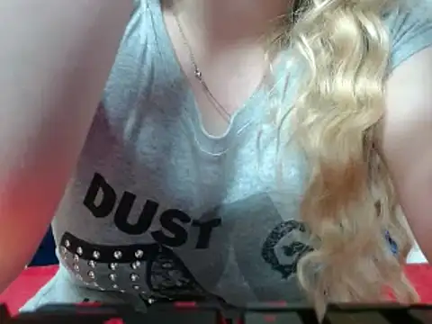 Snapshot of 69liamilk69 chatting on 28, 12, 2024 69liamilk69 online show from 28, 12, 2024