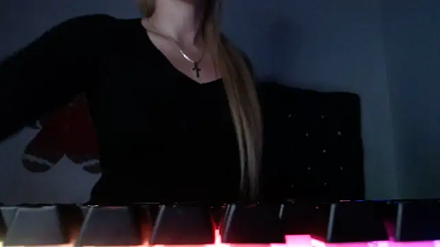 Snapshot of 69liamilk69 chatting on 7, 1, 2026 69liamilk69 online show from 7, 1, 2026