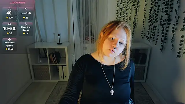 bitchofsun  online show from 29, 11, 2025